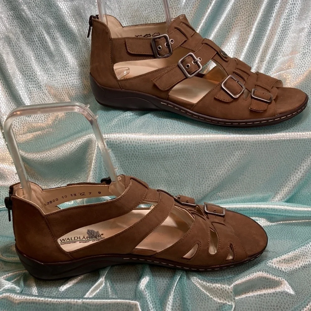 Waldlauper brown sandals. Crazy comfy! Size 10us. Heel zip, hook & loop straps 2
